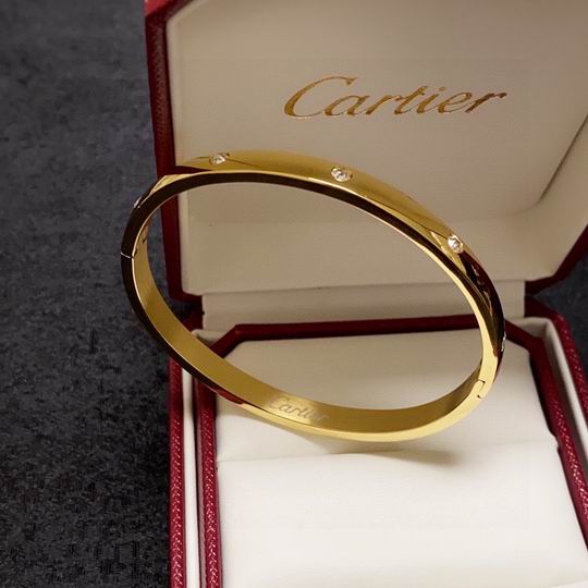 Cartier bracelet 11lyh157 (2)