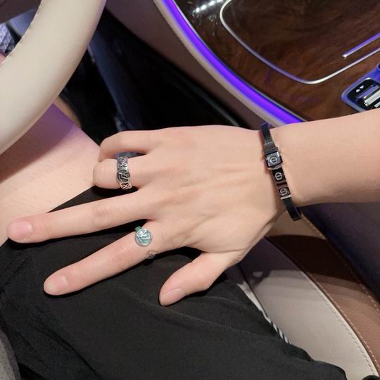 Cartier bracelet 11lyh173 (5)