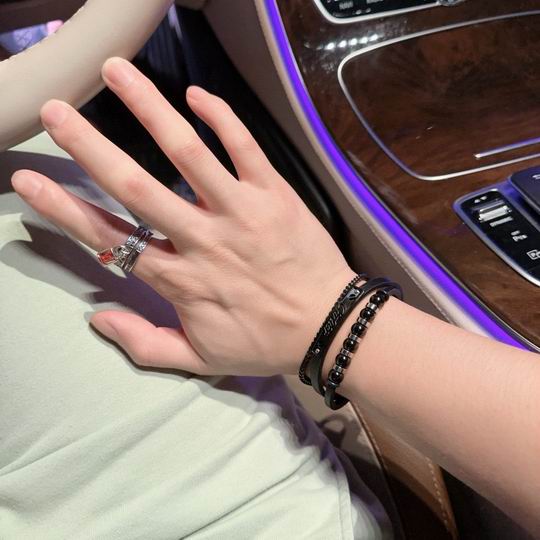 Cartier bracelet 11lyh176 (5)