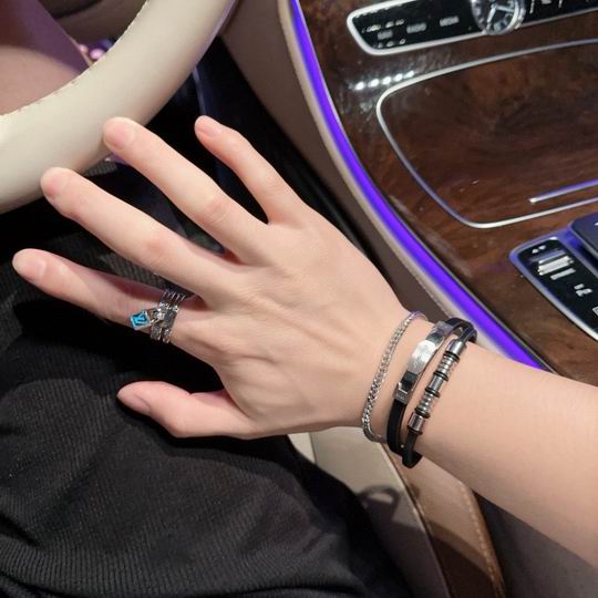 Cartier bracelet 11lyh178 (4)