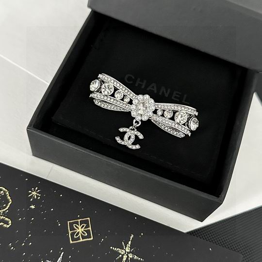 Chanel Brooch 11lyh102 (1)