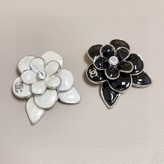 Chanel Brooch 11lyh11 (1)
