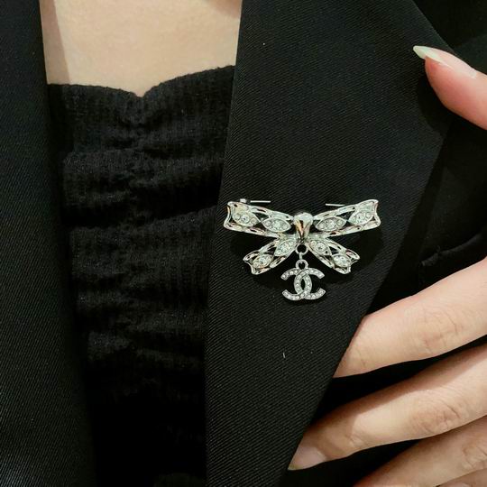 Chanel Brooch 11lyh17 (7)
