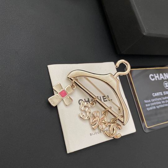 Chanel Brooch 11lyh21 (3)
