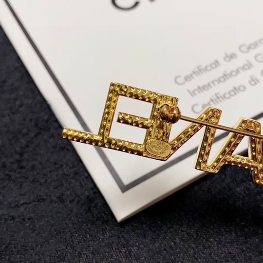 Chanel Brooch 11lyh42 (3)