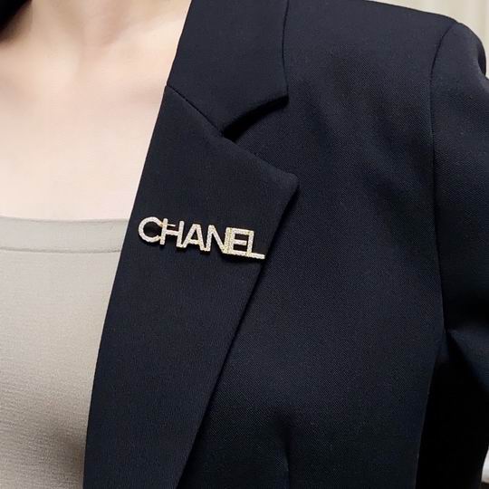 Chanel Brooch 11lyh42 (7)
