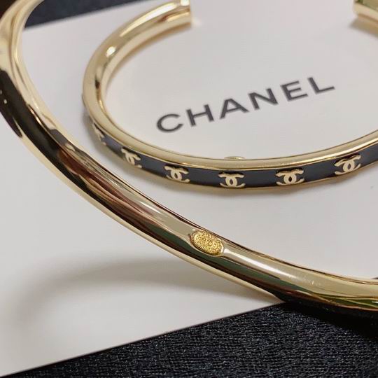 Chanel bracelet 11lyh116 (3)