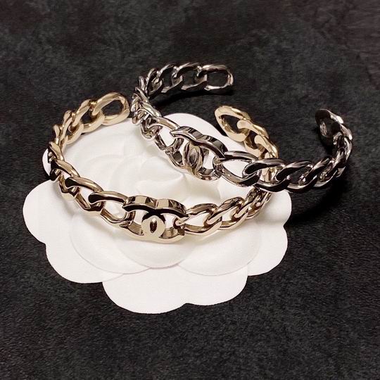 Chanel bracelet 11lyh119 (1)