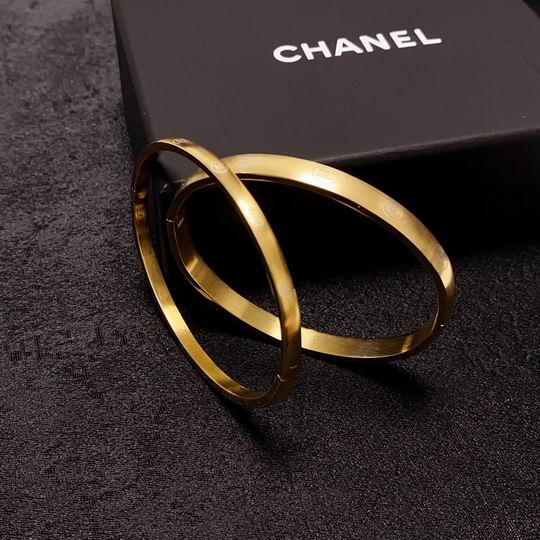 Chanel bracelet 11lyh120 (1)