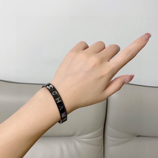 Chanel bracelet 11lyh121 (8)