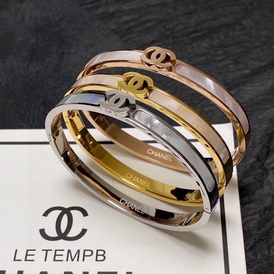 Chanel bracelet 11lyh125 (1)