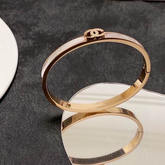 Chanel bracelet 11lyh125 (6)