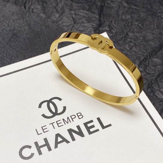 Chanel bracelet 11lyh127 (5)