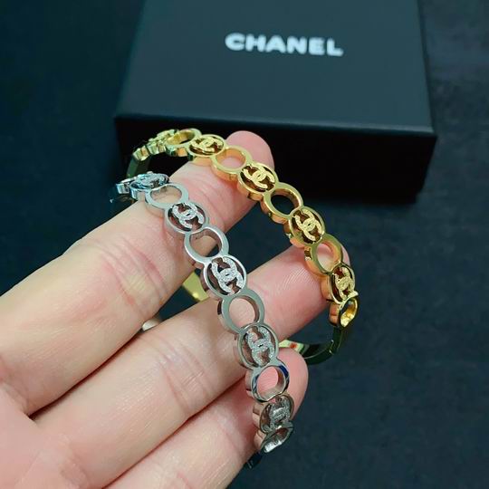 Chanel bracelet 11lyh130 (6)