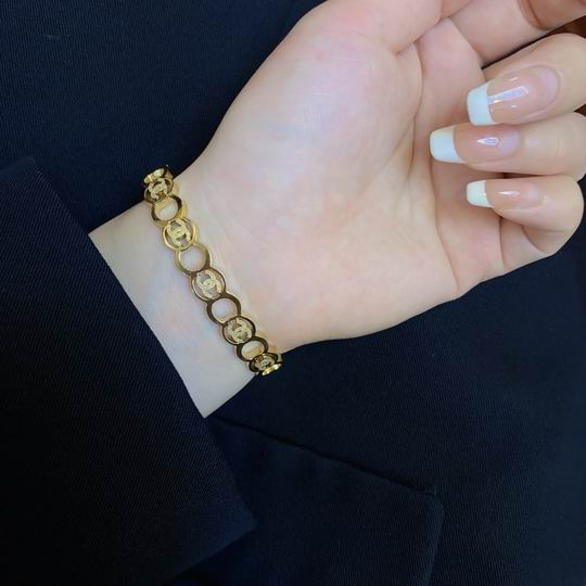 Chanel bracelet 11lyh130 (7)