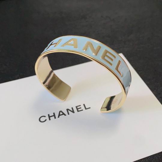 Chanel bracelet 11lyh131 (3)
