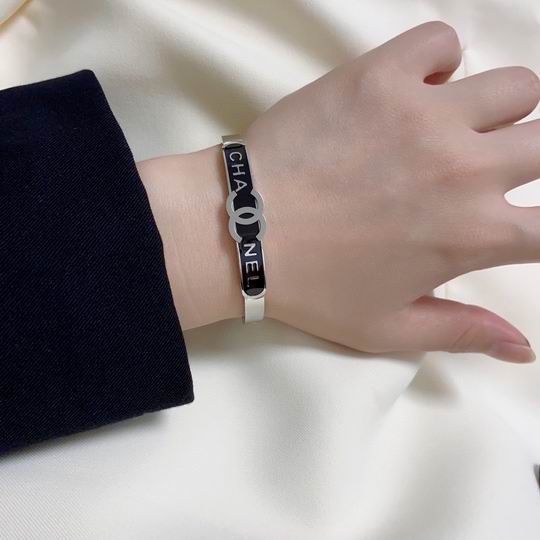Chanel bracelet 11lyh132 (7)