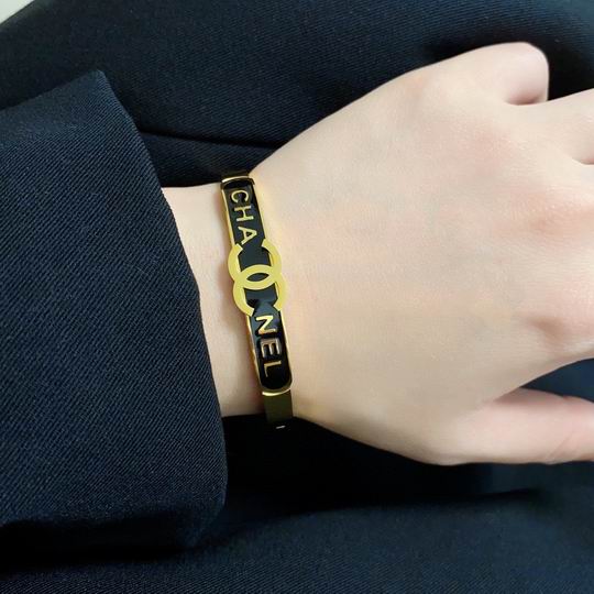 Chanel bracelet 11lyh132 (8)