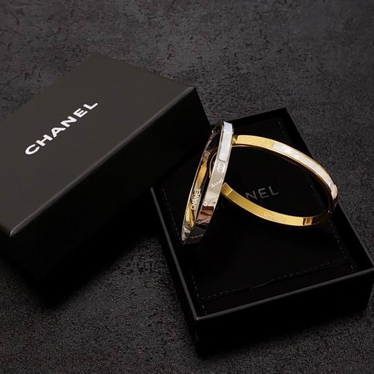 Chanel bracelet 11lyh133 (1)