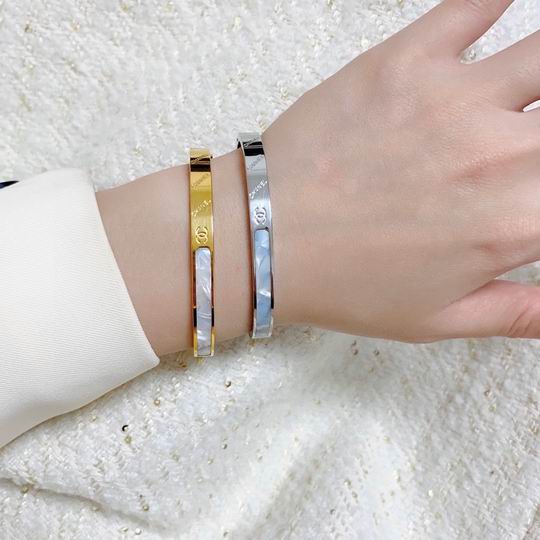 Chanel bracelet 11lyh133 (7)