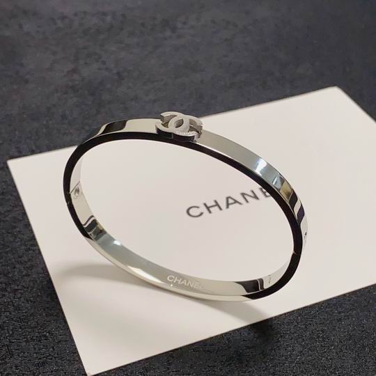 Chanel bracelet 11lyh136 (3)