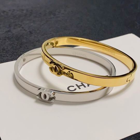 Chanel bracelet 11lyh136 (6)