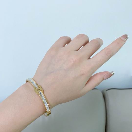 Chanel bracelet 11lyh146 (6)