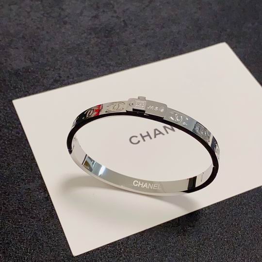 Chanel bracelet 11lyh148 (4)