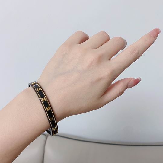 Chanel bracelet 11lyh150 (7)
