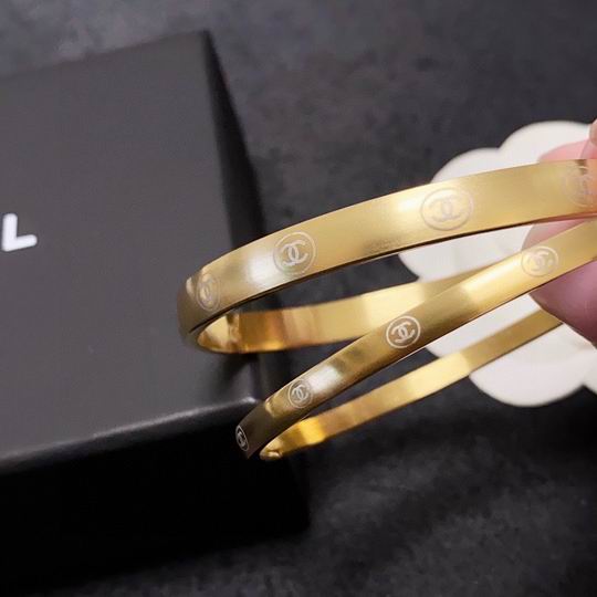 Chanel bracelet 11lyh161 (7)