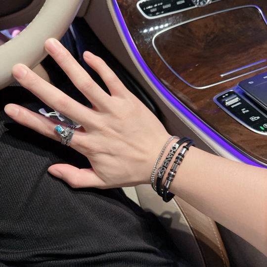 Chanel bracelet 11lyh169 (4)