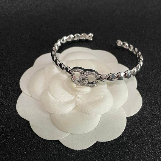 Chanel bracelet 11lyh174 (5)