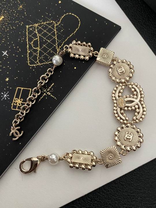 Chanel bracelet 11lyh175 (4)
