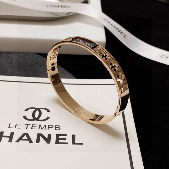 Chanel bracelet 11lyh182 (2)