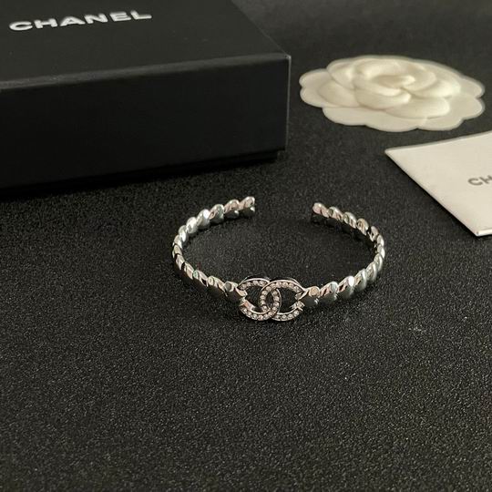 Chanel bracelet 11lyh183 (3)