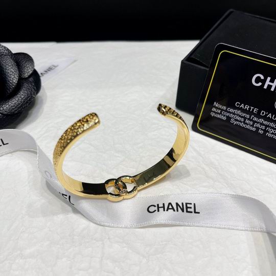 Chanel bracelet 11lyh185 (2)
