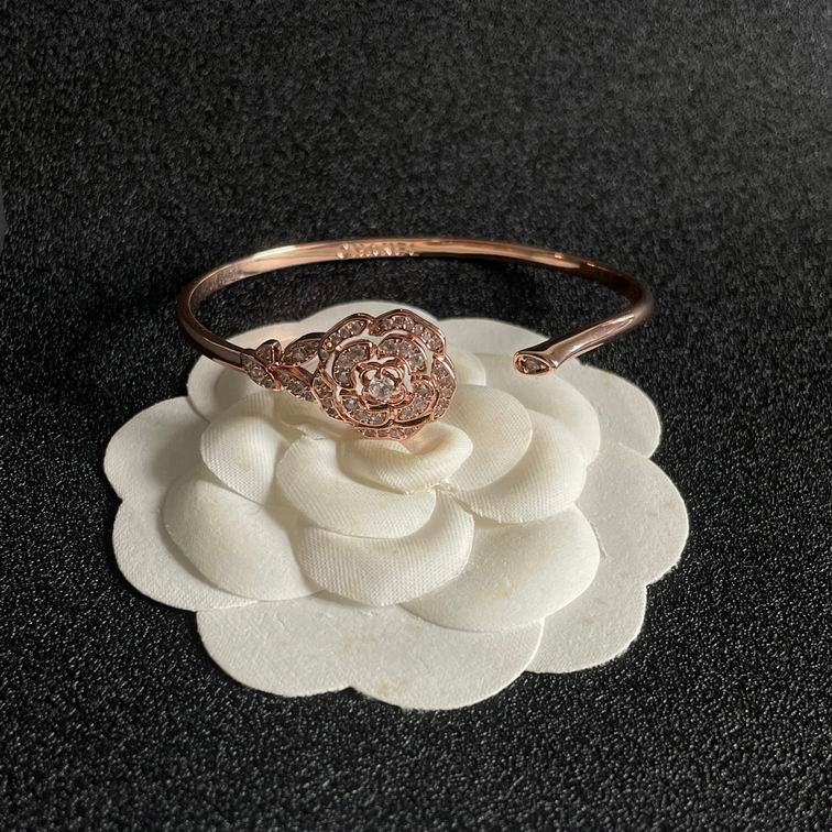 Chanel bracelet 11lyh194 (2)