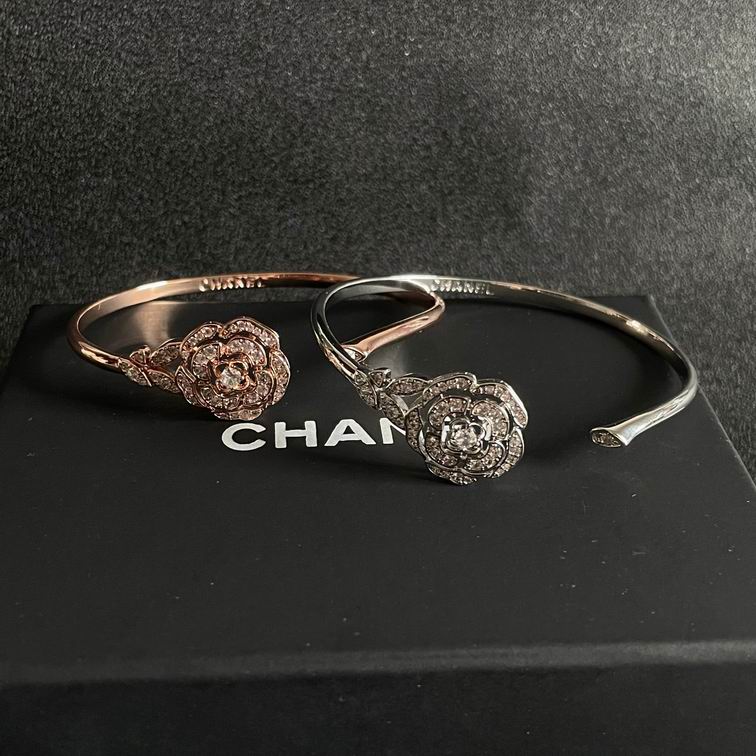 Chanel bracelet 11lyh194 (4)