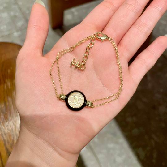 Chanel bracelet 11lyh80 (6)