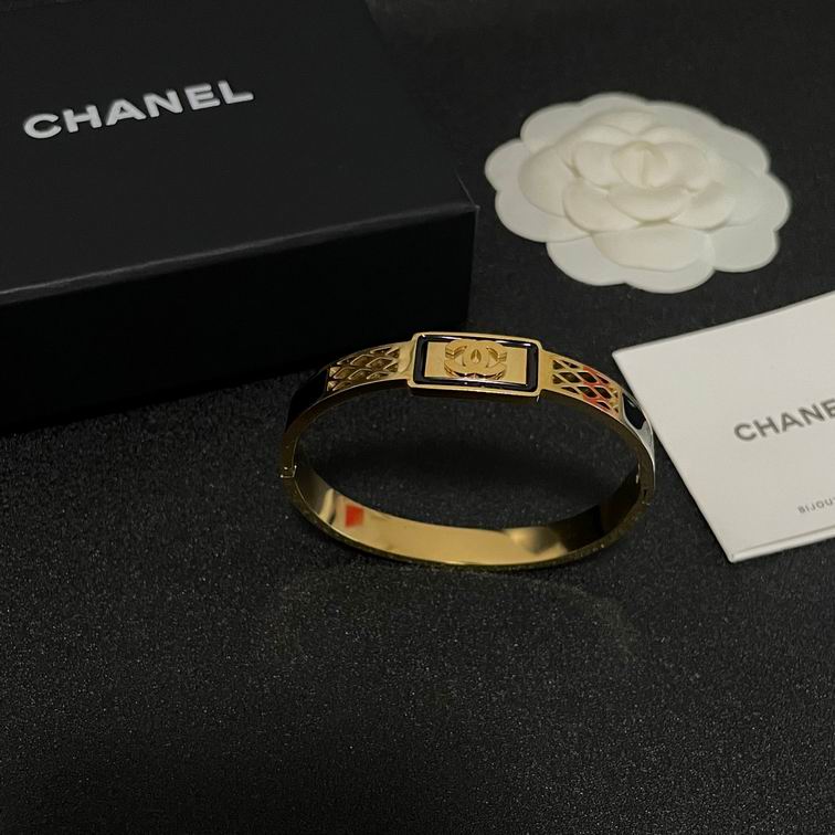 Chanel bracelet 11lyh93 (3)
