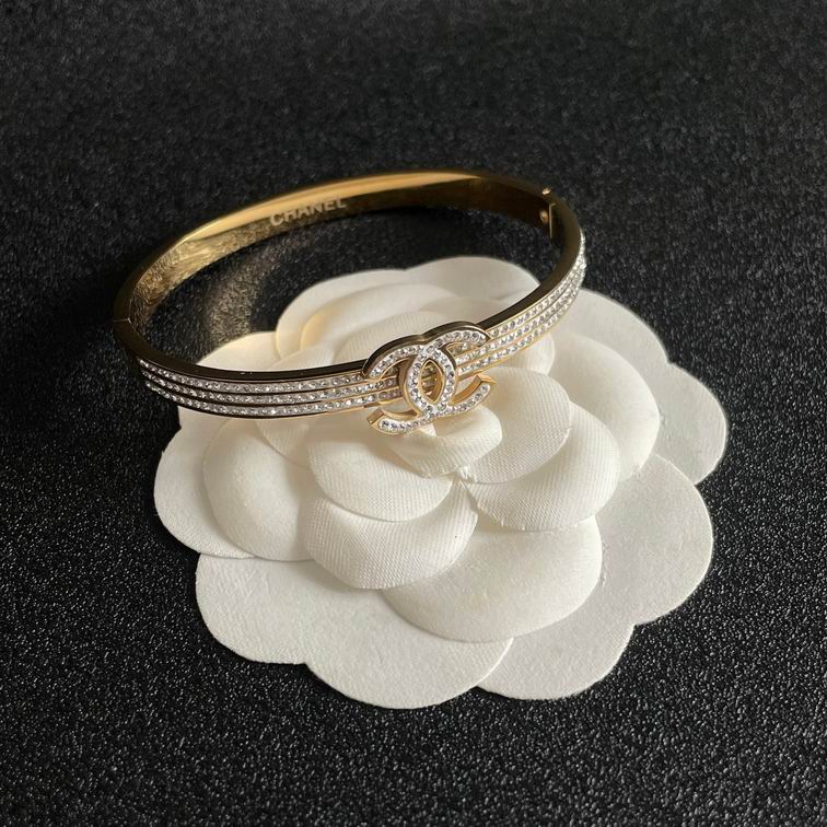 Chanel bracelet 11lyh95 (3)