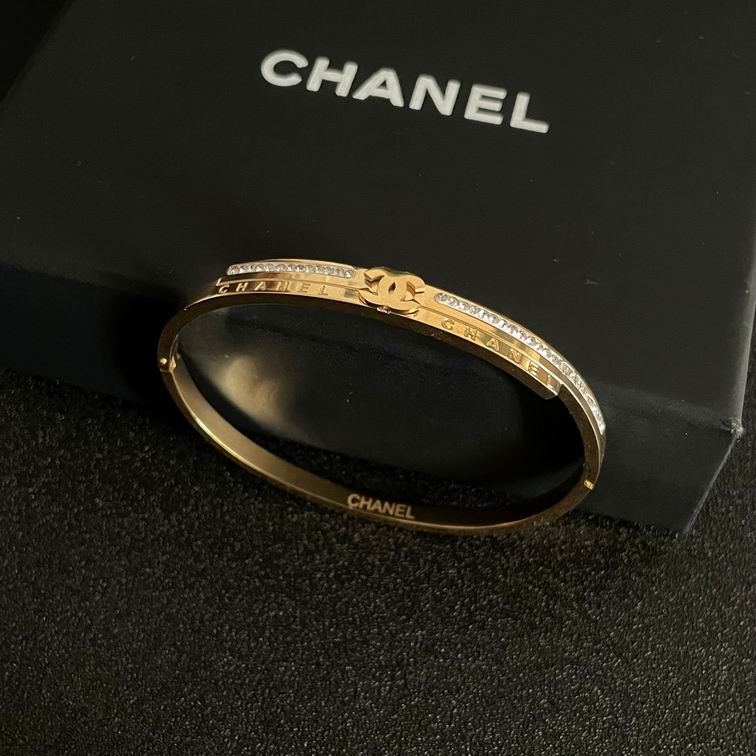Chanel bracelet 11lyh96 (2)