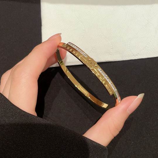 Chanel bracelet 11lyh96 (8)