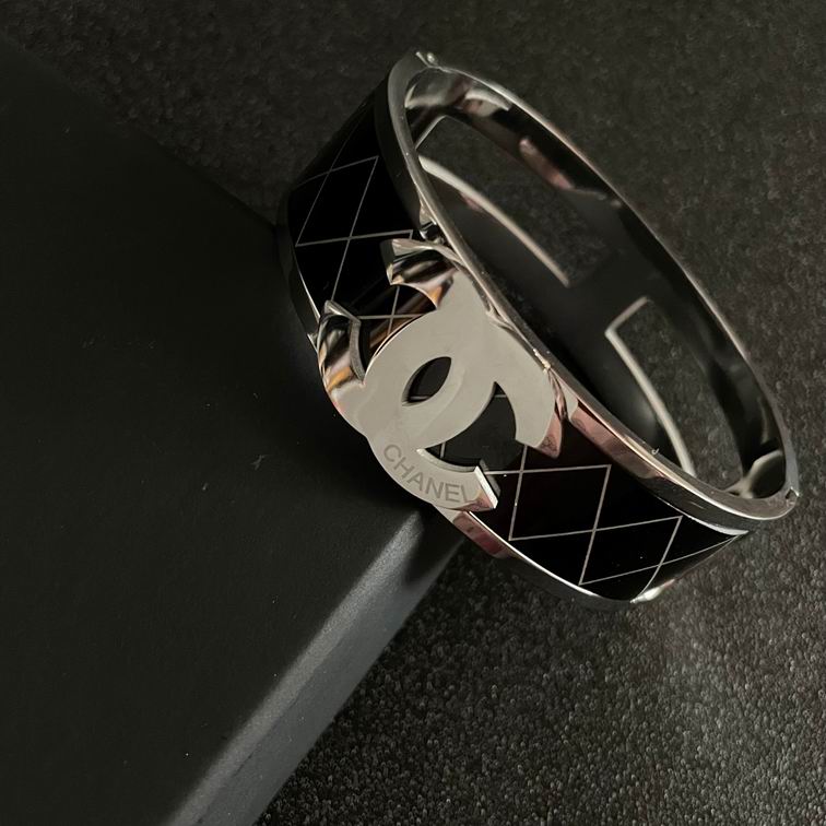 Chanel bracelet 11lyh99 (1)