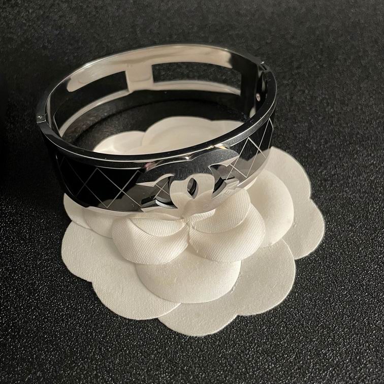 Chanel bracelet 11lyh99 (3)