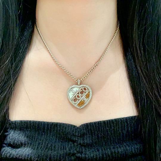 Chanel necklace 11lyh321 (3)