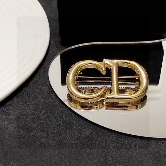 Dior Brooch 11lyh76 (5)