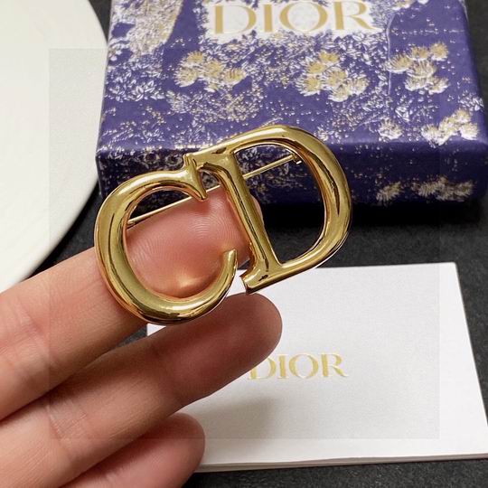 Dior Brooch 11lyh76 (8)
