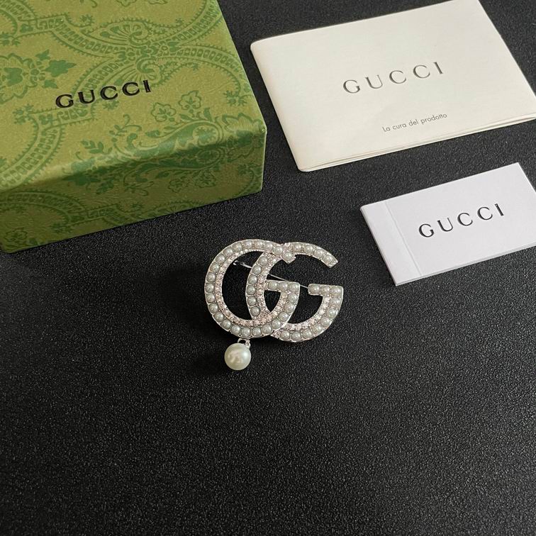 Gucci Brooch 11lyh06 (3)
