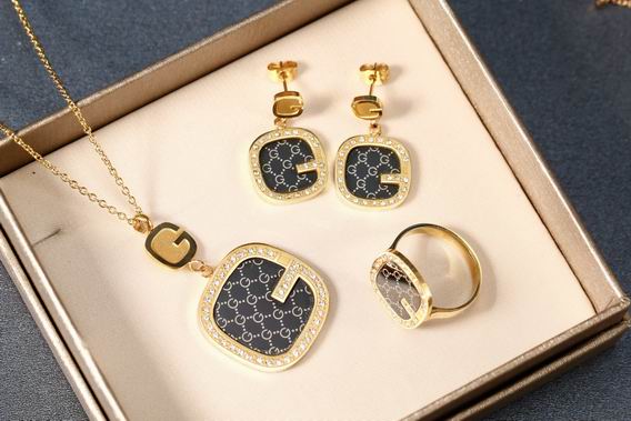 Gucci Suits 11lyh40 (3)